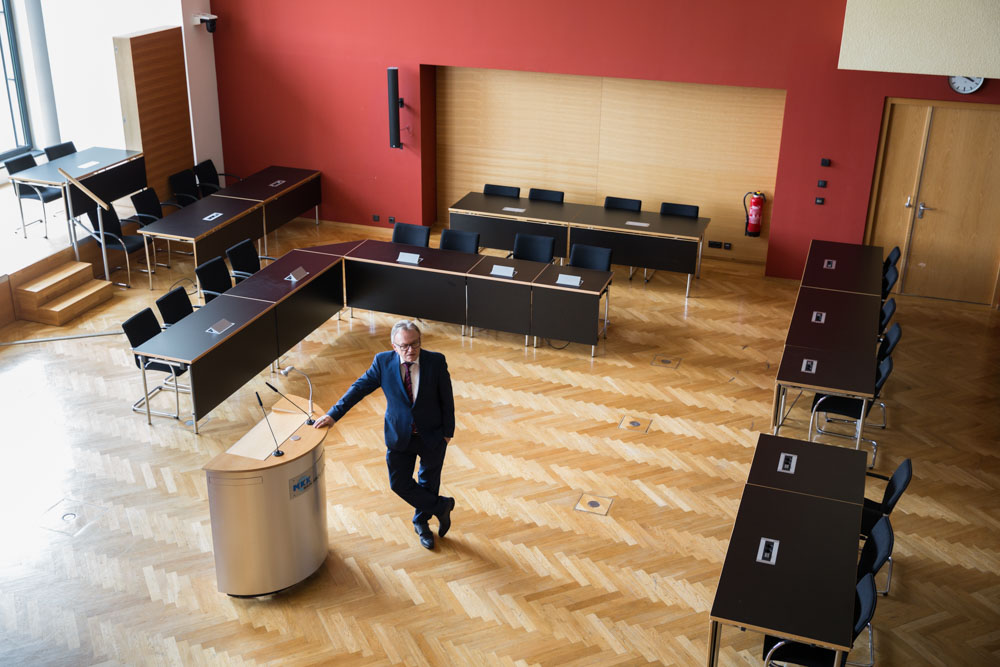 Portrait von Erich Pipa im Main-Kinzig-Forum.