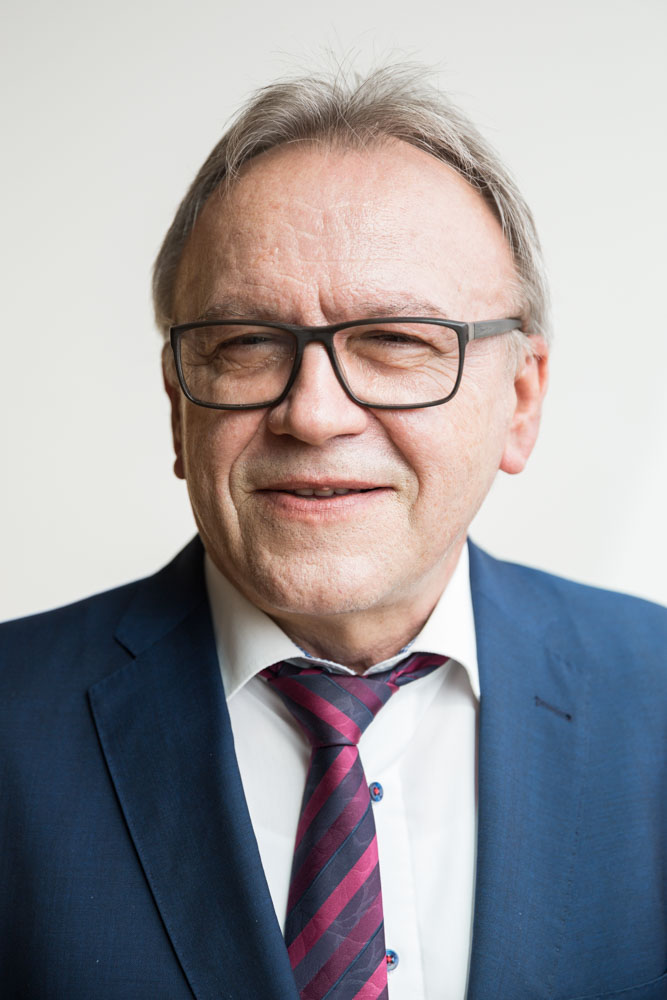 Portrait von Erich Pipa. 