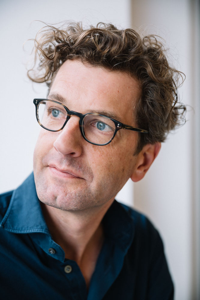 Peter Sillem in seiner neuen Galerie. 