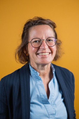 Portrait der Autorin Margit Auer